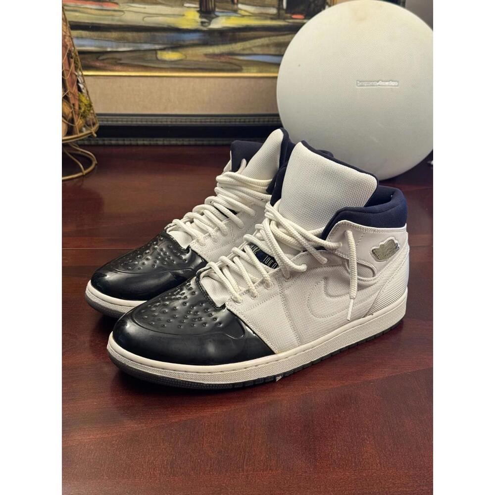 Size 13 - Air Jordan 1 Retro 95 Concord